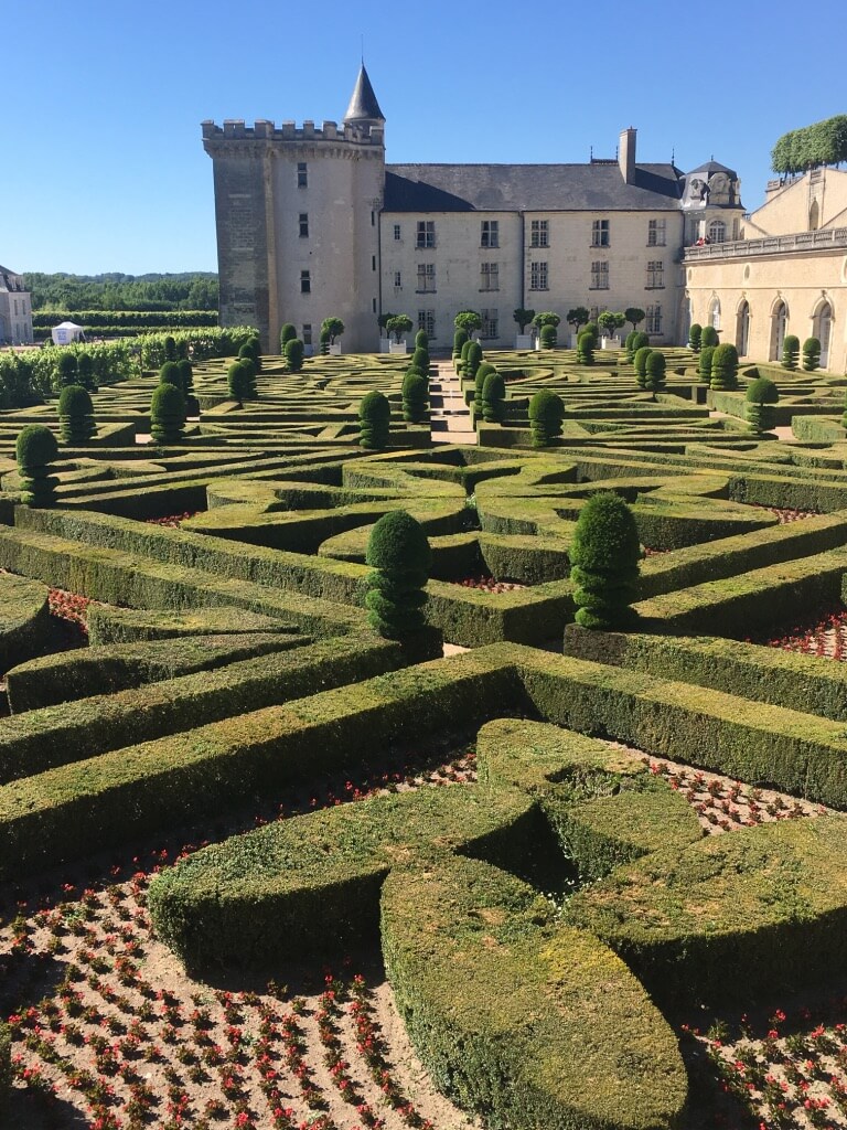 castle tour loire valley