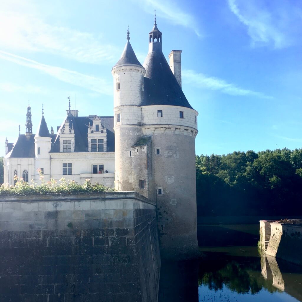 castle tour of the loire